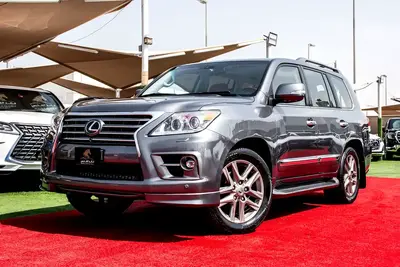 Lexus LX