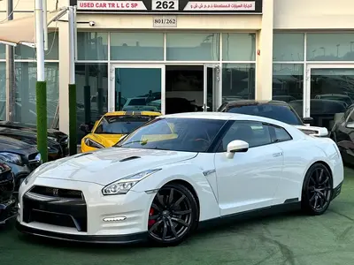 Nissan GT-R