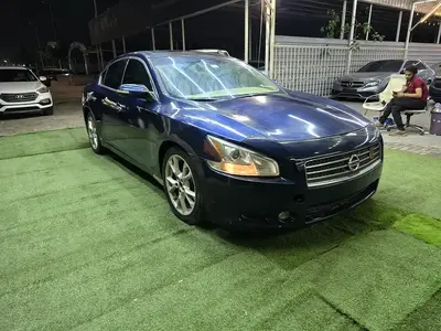 Nissan Maxima