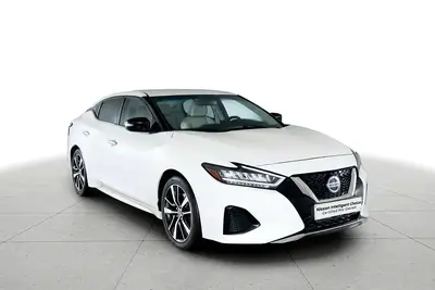 Nissan Maxima