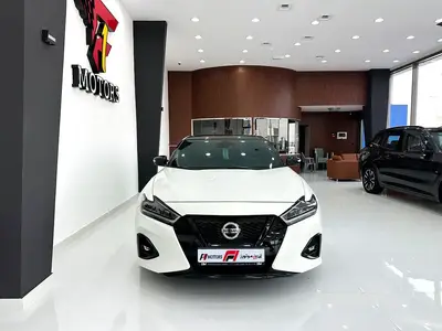 Nissan Maxima