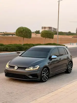 Volkswagen Golf R