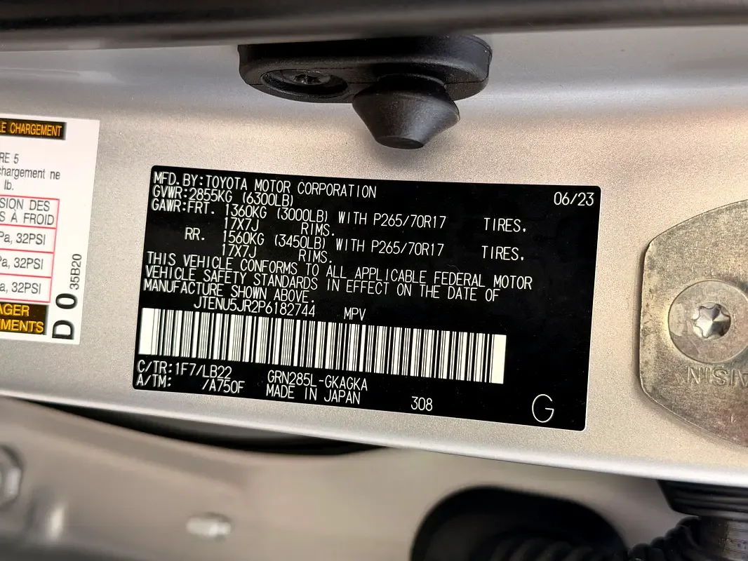 Toyota 4Runner 4.0 AT (273 حصان) - 6