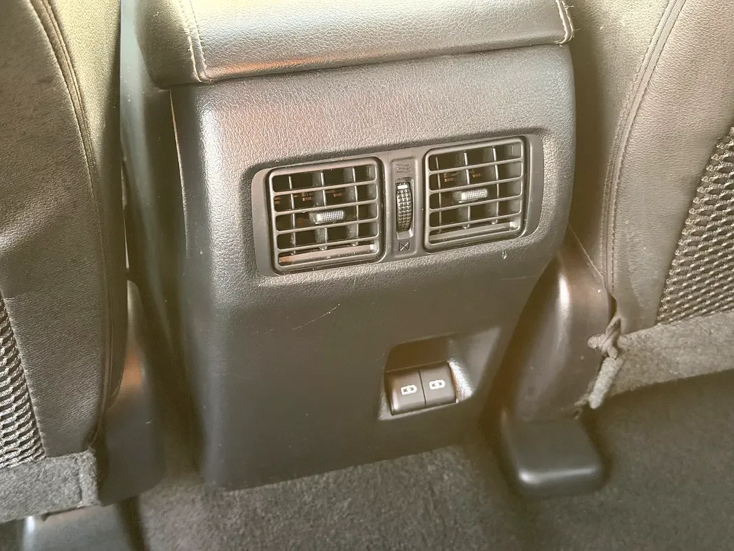 Toyota 4Runner 4.0 AT (273 حصان) - 15