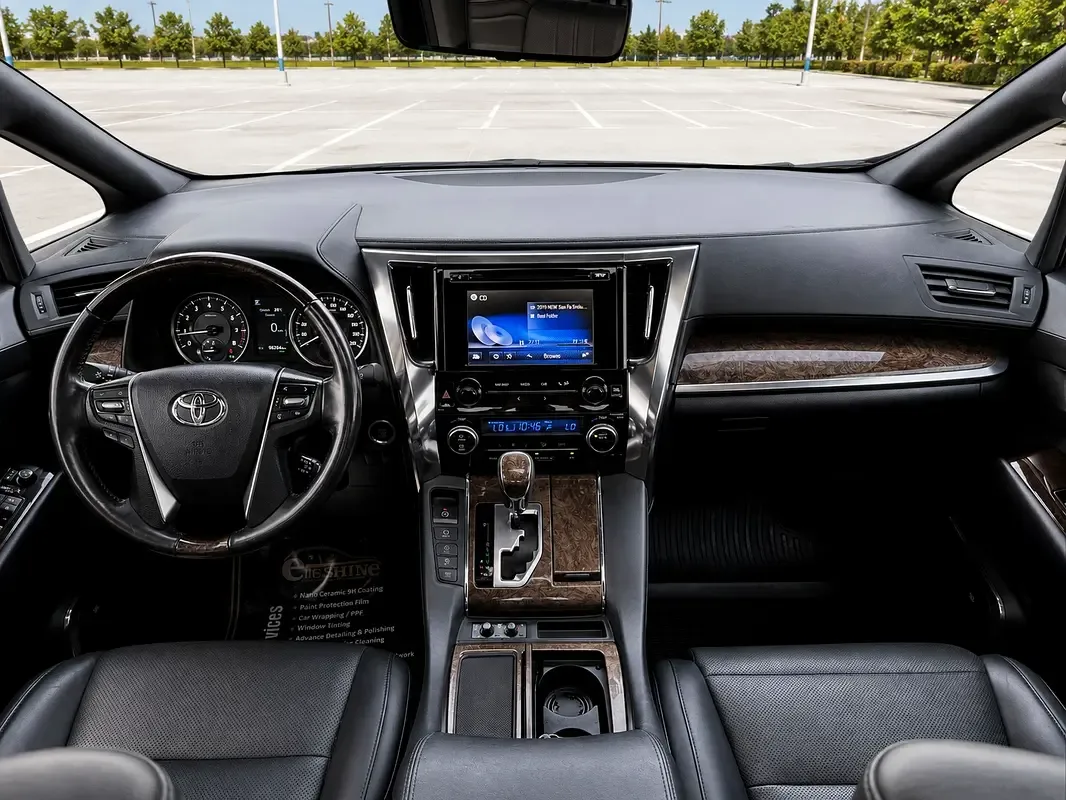Toyota Alphard 3.5 AT AWD (300 حصان) - 16