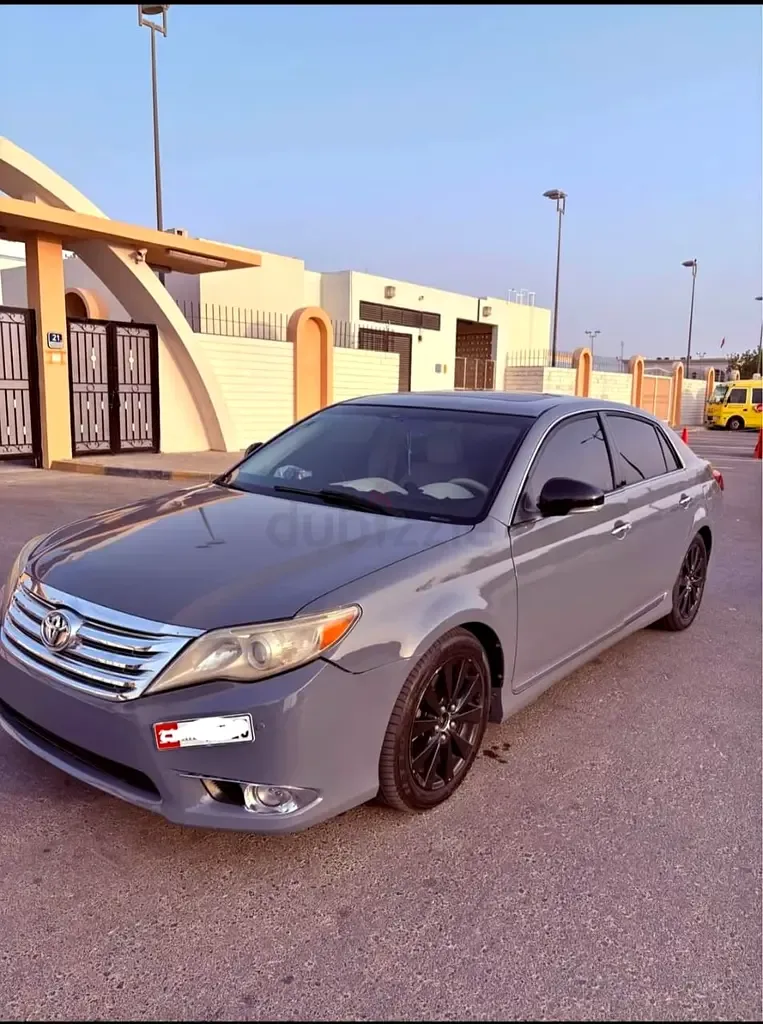 Toyota Avalon 3.5 AT (272 hp)