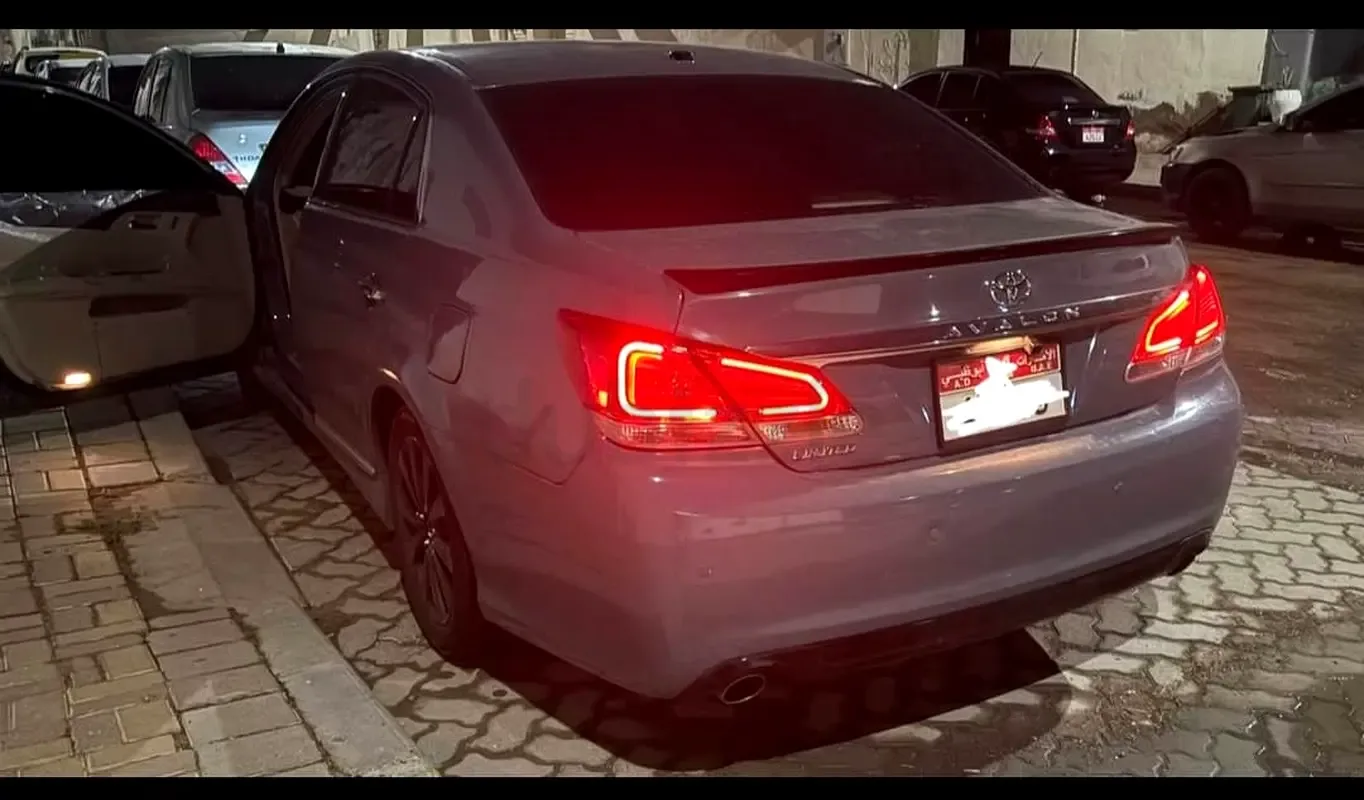 Toyota Avalon 3.5 AT (272 حصان) - 8