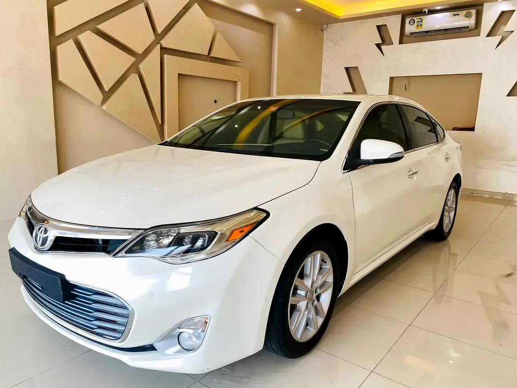 Toyota Avalon 3.5 AT (277 حصان) - 2