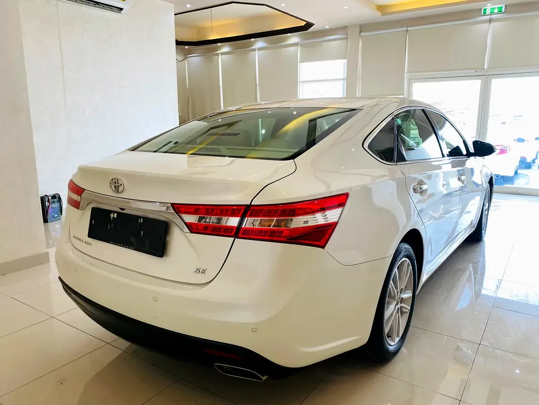 Toyota Avalon 3.5 AT (277 حصان) - 7