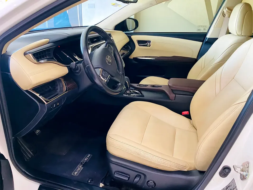 Toyota Avalon 3.5 AT (277 حصان) - 10