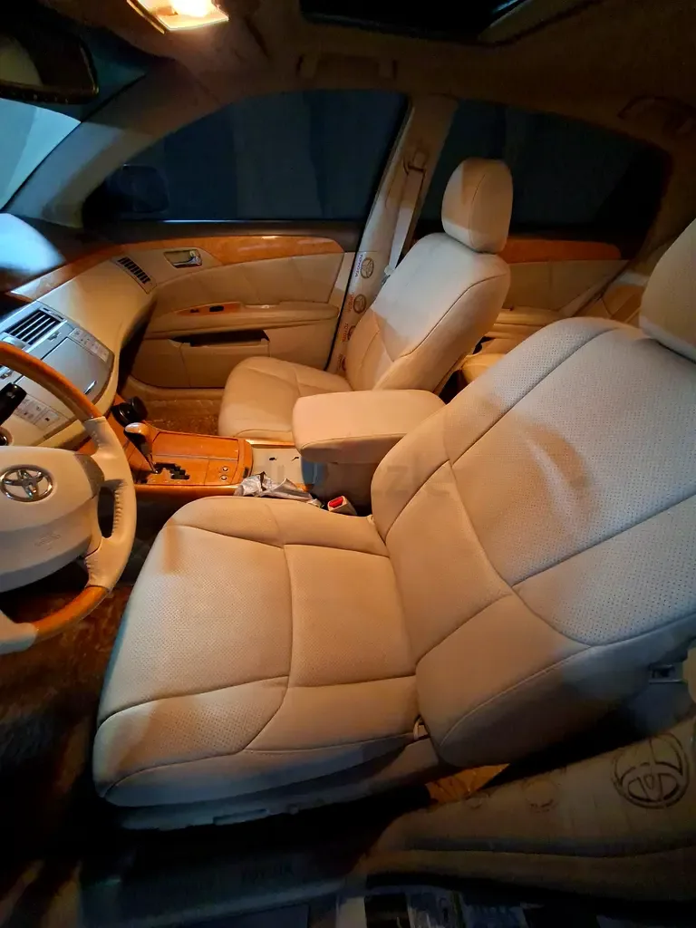 Toyota Avalon 3.5 AT (284 حصان) - 2