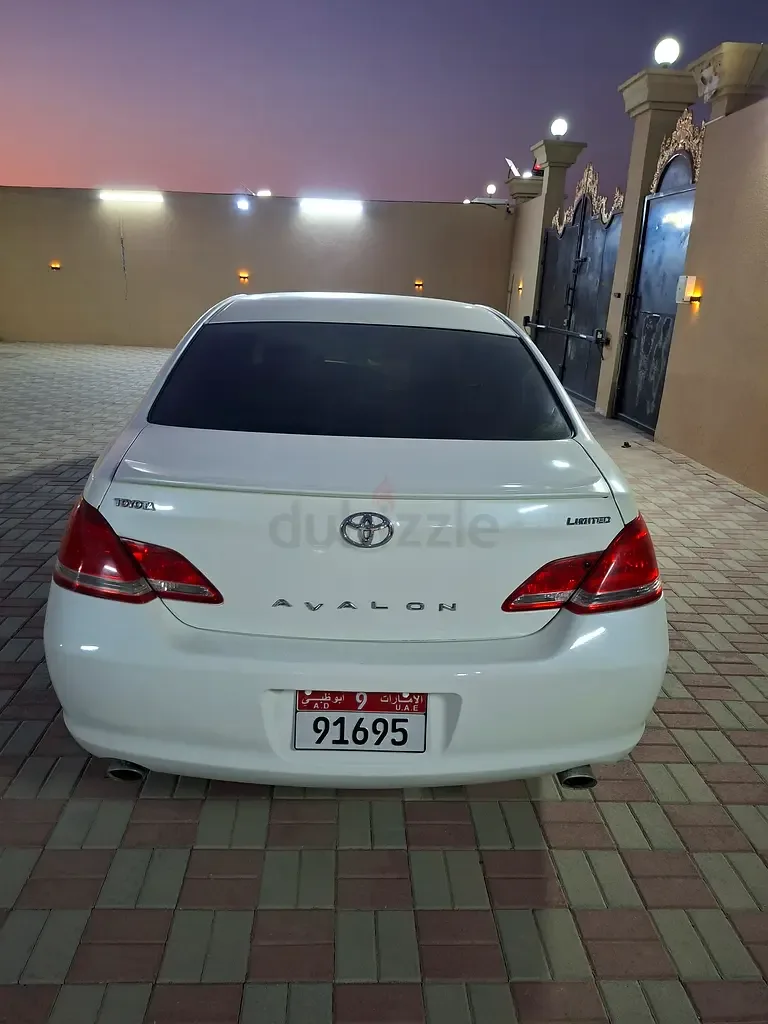 Toyota Avalon 3.5 AT (284 حصان) - 8