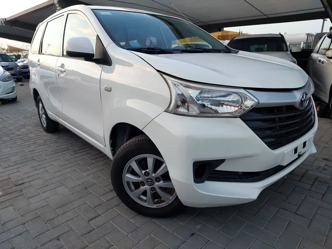 Toyota Avanza 1.5 AT RWD (102 hp)