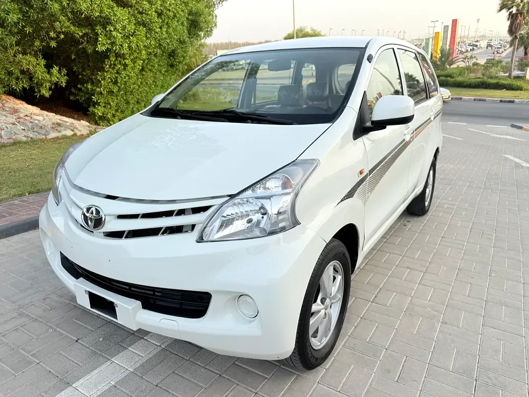 Toyota Avanza 1.5 AT RWD (102 hp) - 2