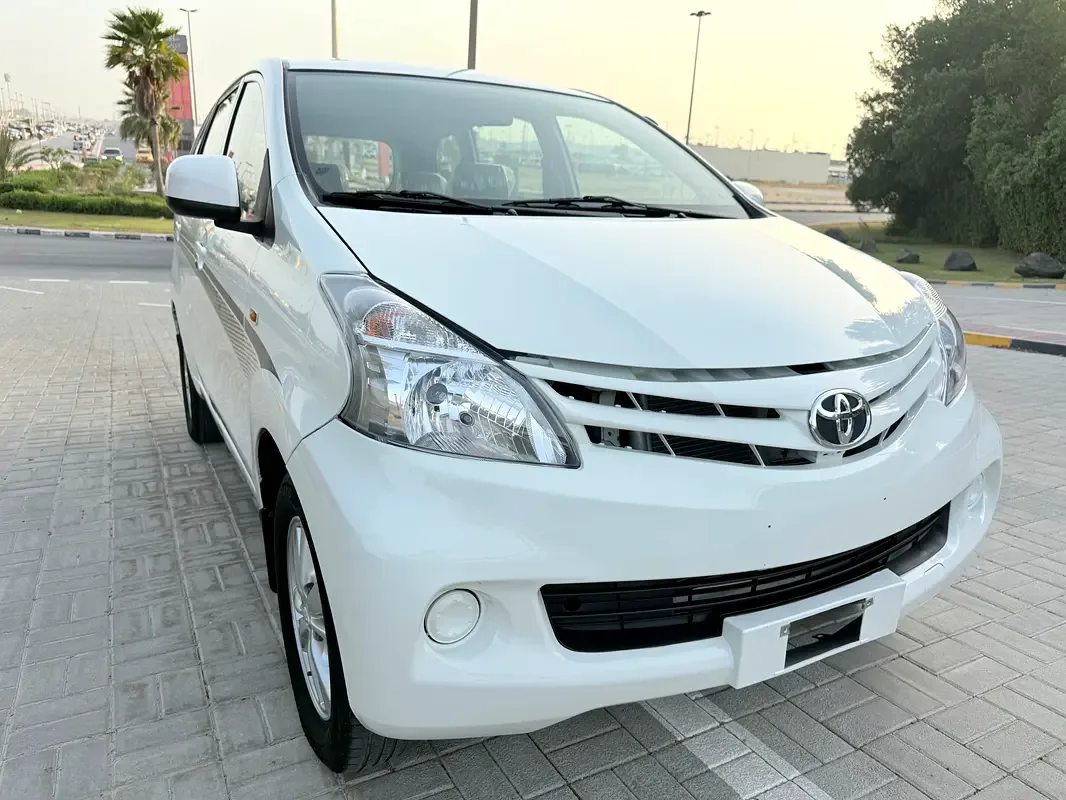 Toyota Avanza 1.5 AT RWD (102 hp) - 3