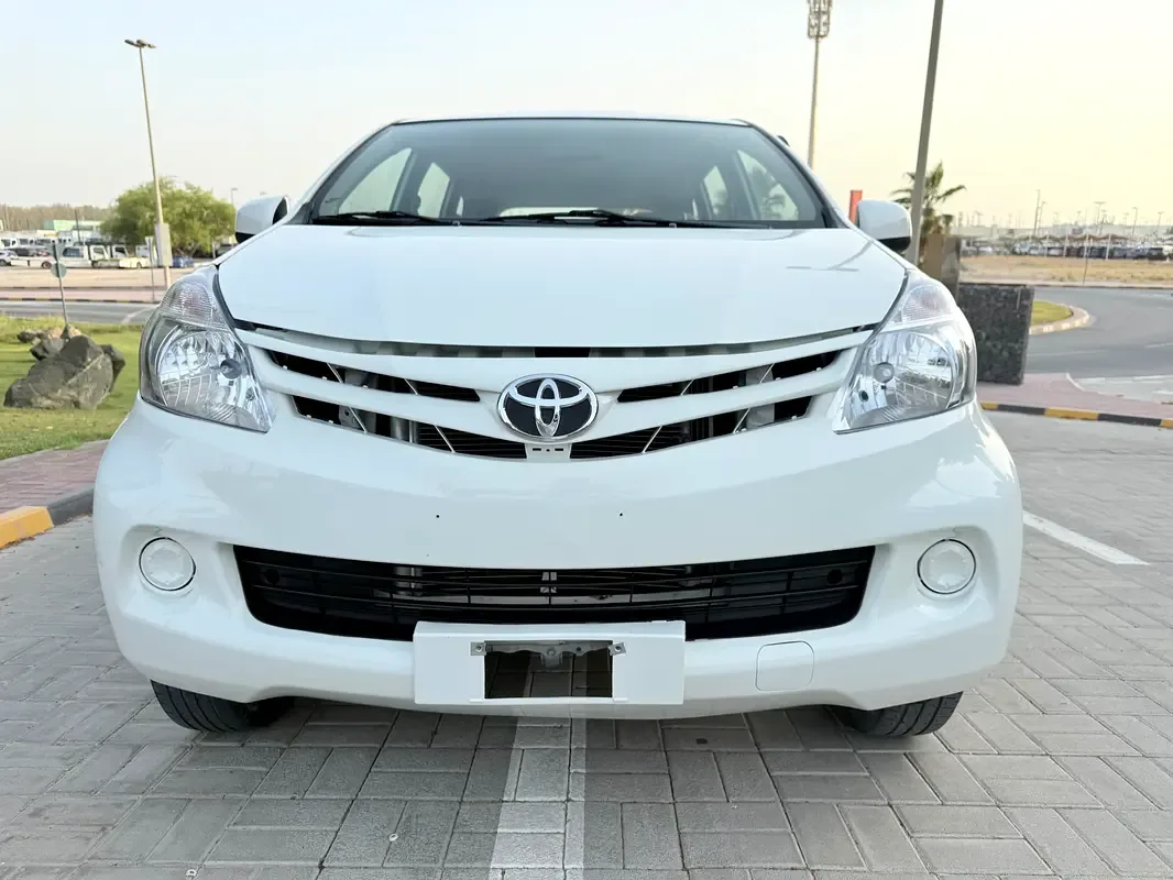 Toyota Avanza 1.5 AT RWD (102 hp) - 4