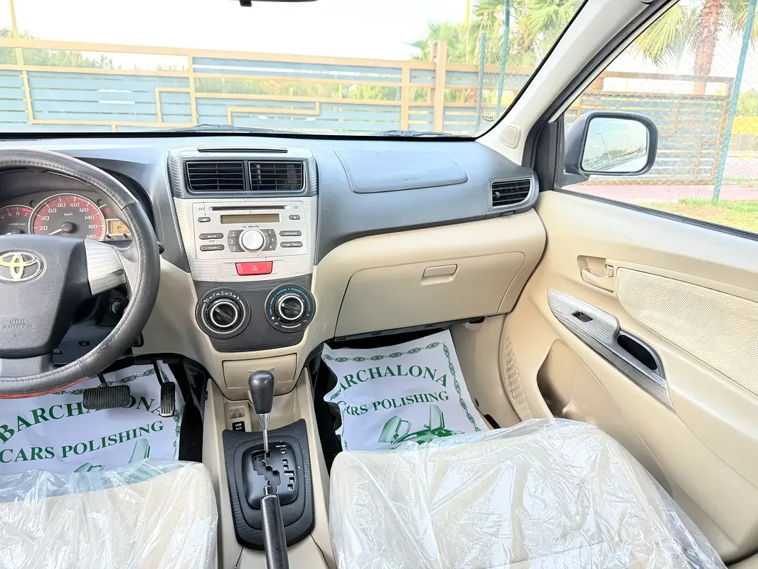 Toyota Avanza 1.5 AT RWD (102 hp) - 14