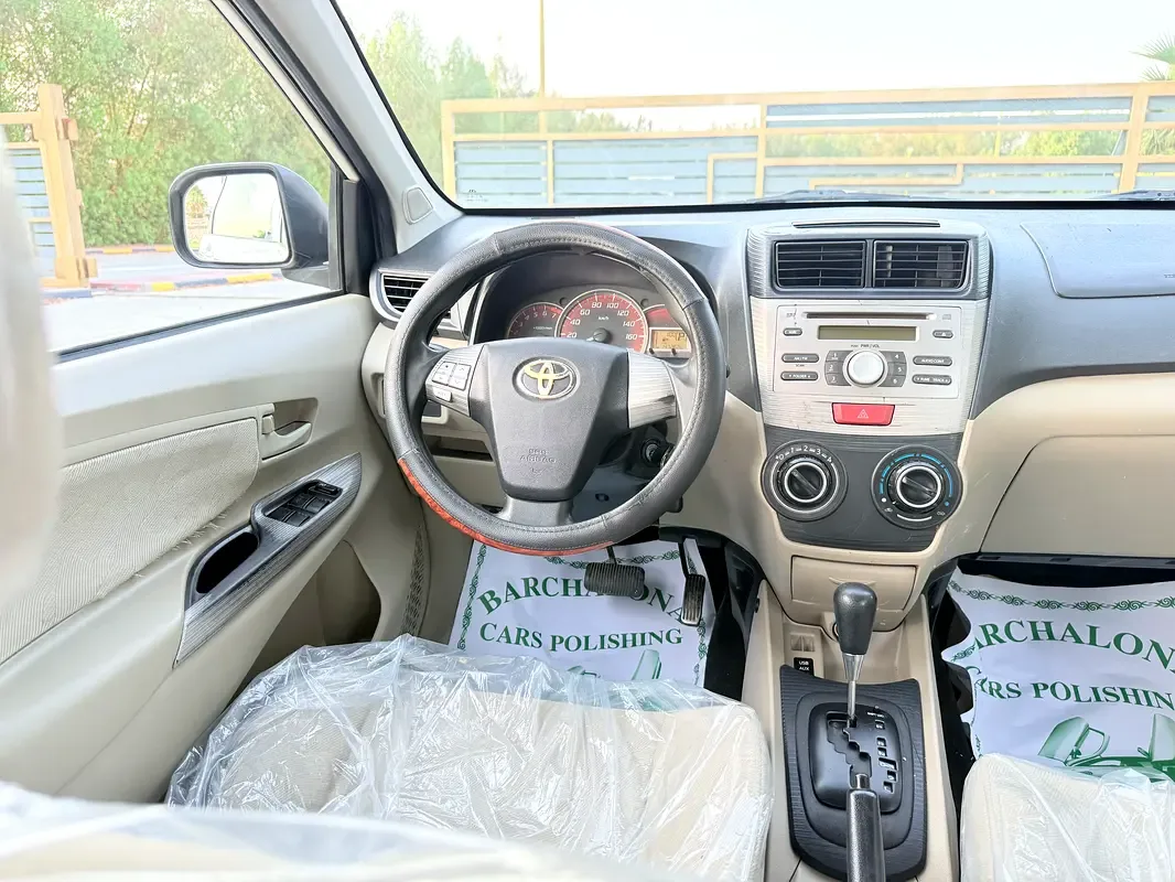 Toyota Avanza 1.5 AT RWD (102 hp) - 17