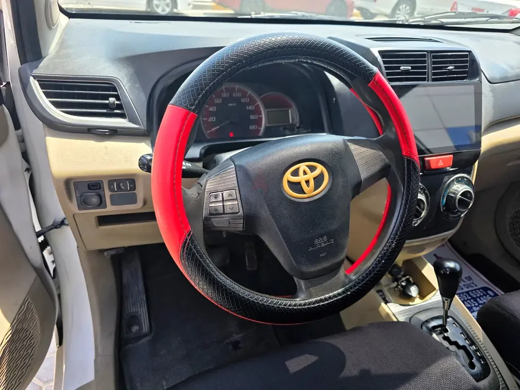 Toyota Avanza 1.5 AT RWD (102 hp) - 4
