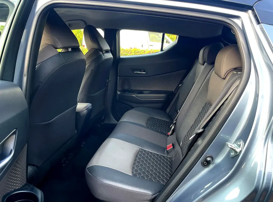 Toyota C-HR 1.8 AT (98 hp) - 15