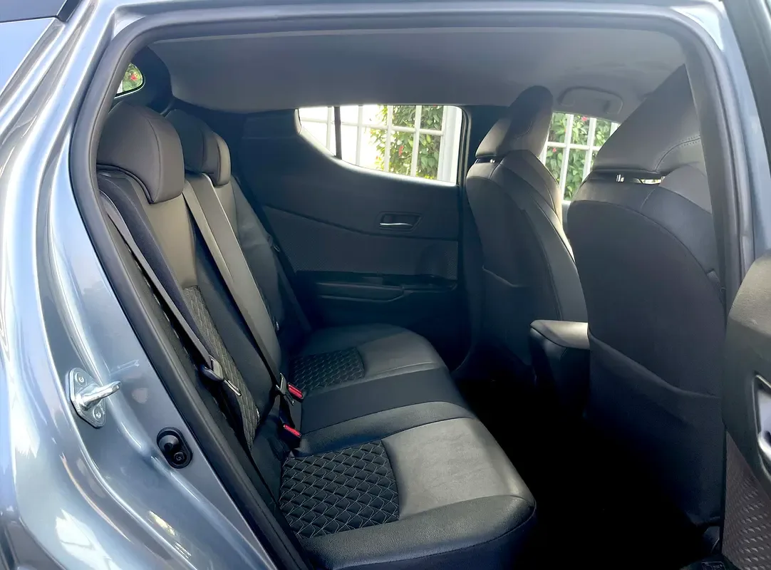 Toyota C-HR 1.8 AT (98 hp) - 18