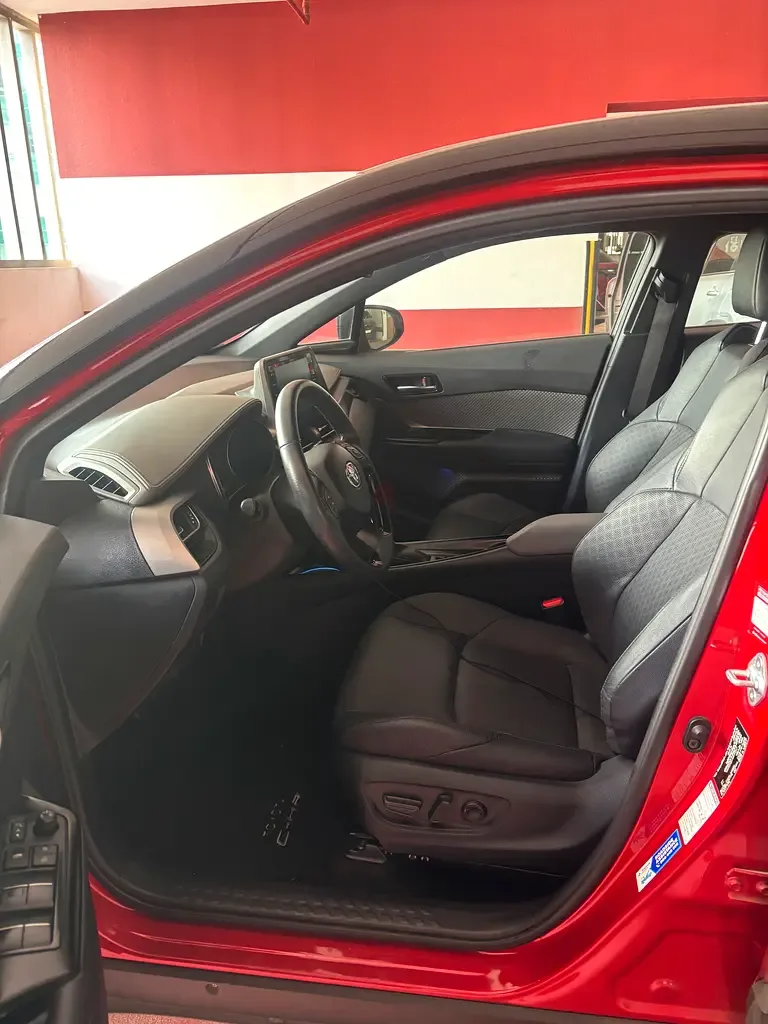 Toyota C-HR 2.0 CVT (184 hp) - 5