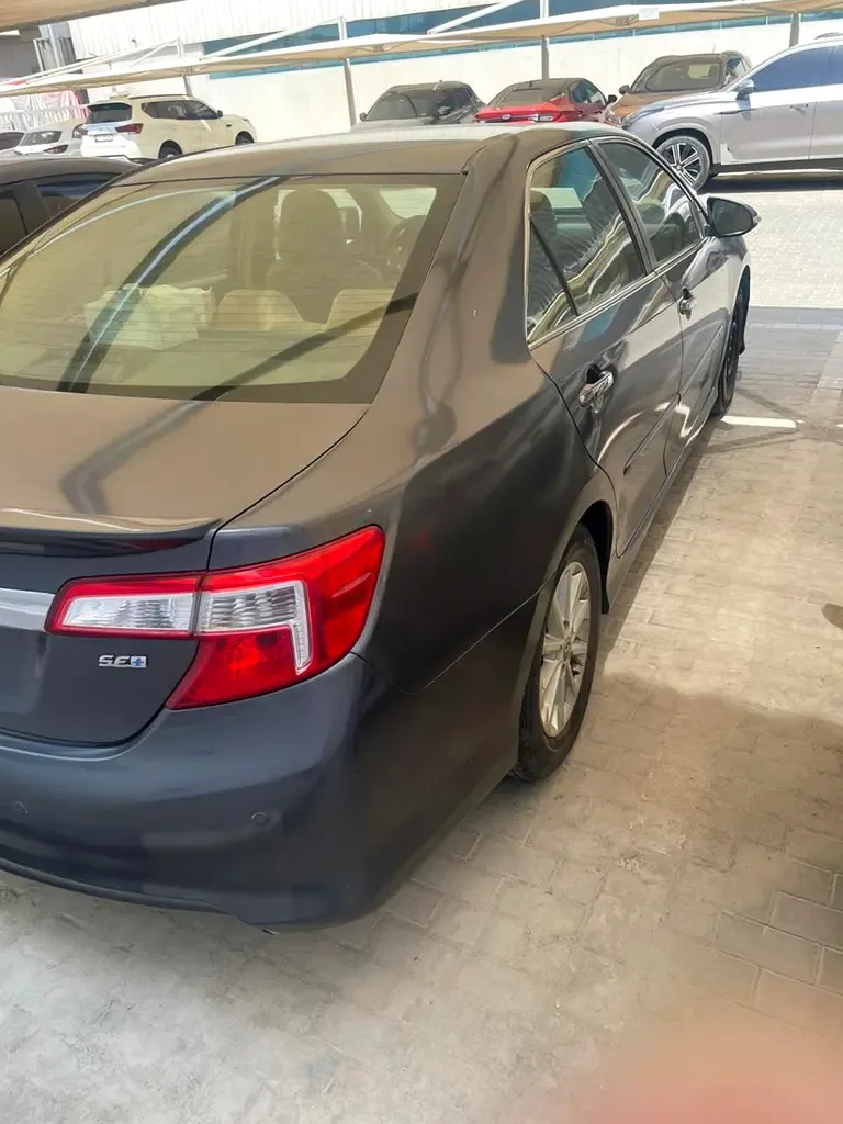 Toyota Camry 2.5 AT (181 hp)