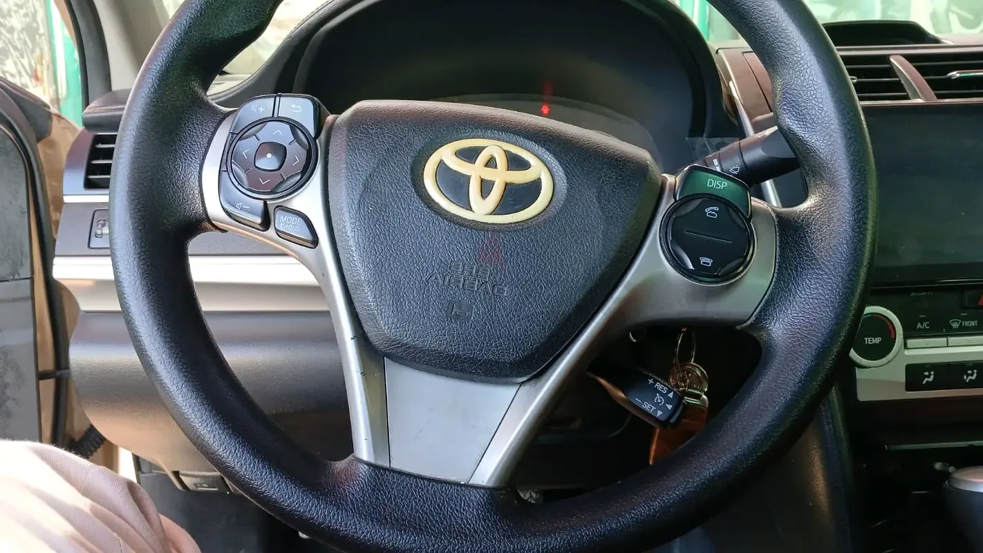 Toyota Camry 2.5 AT (181 hp) - 4