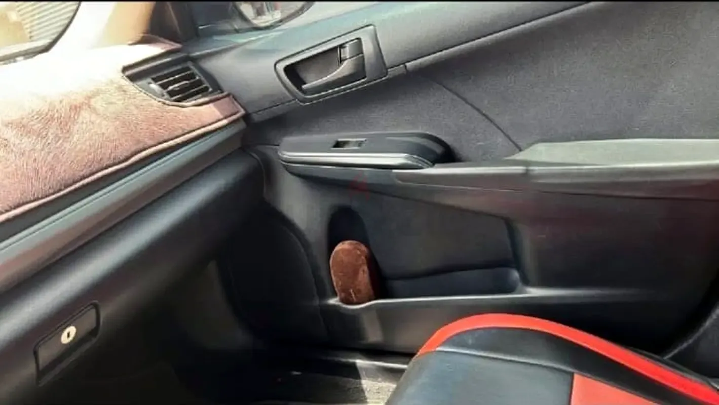 Toyota Camry 2.5 AT (181 hp) - 7