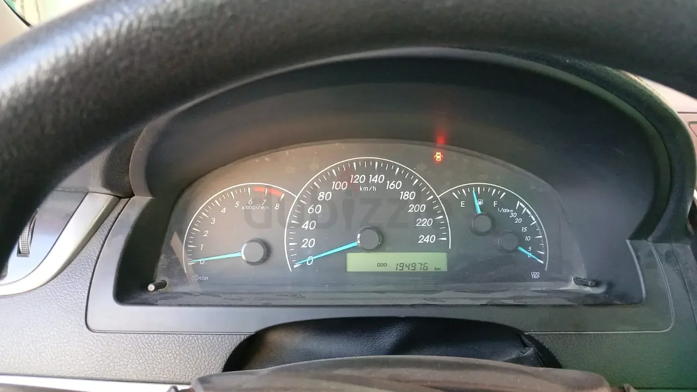 Toyota Camry 2.5 AT (181 hp) - 6