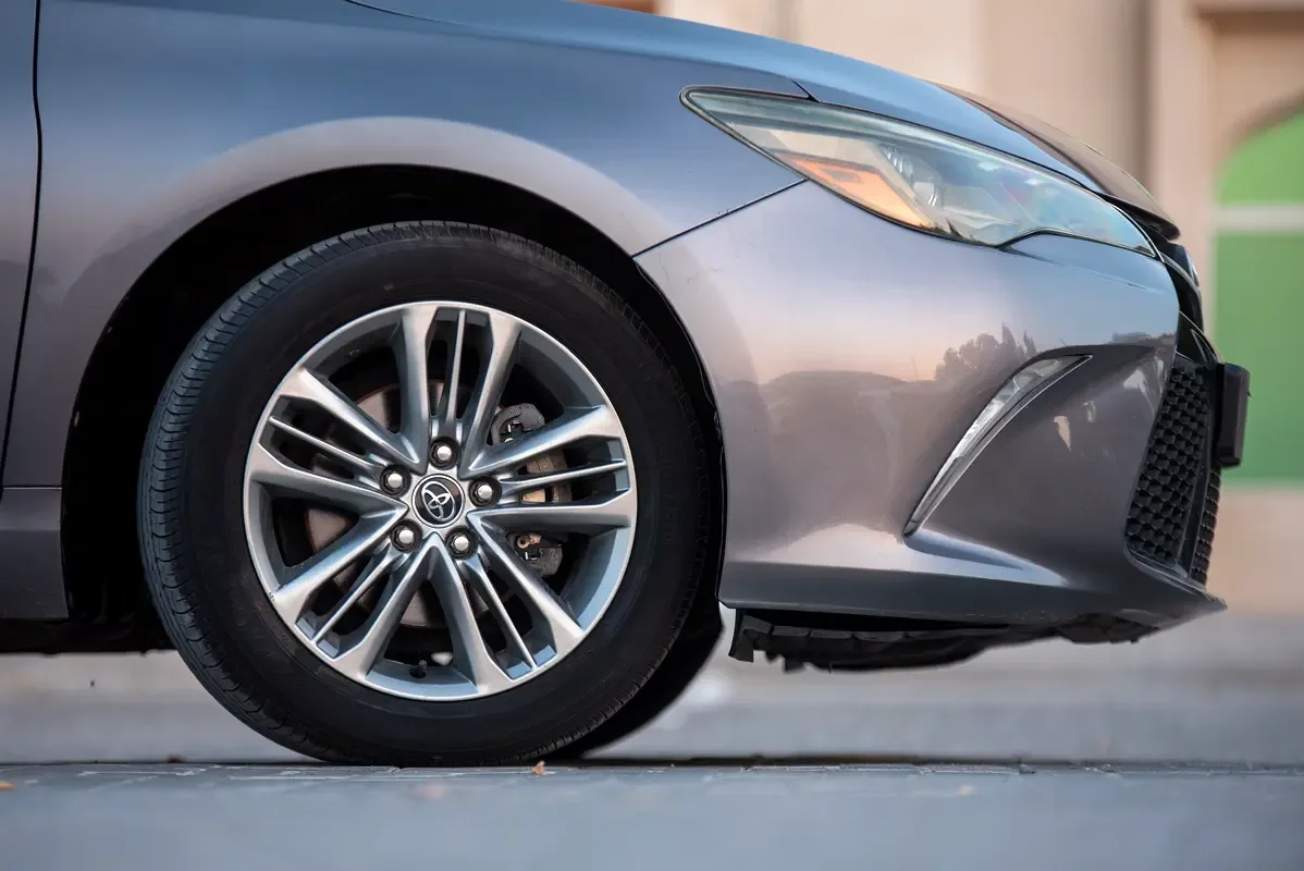 Toyota Camry 2.5 AT (181 حصان) - 12