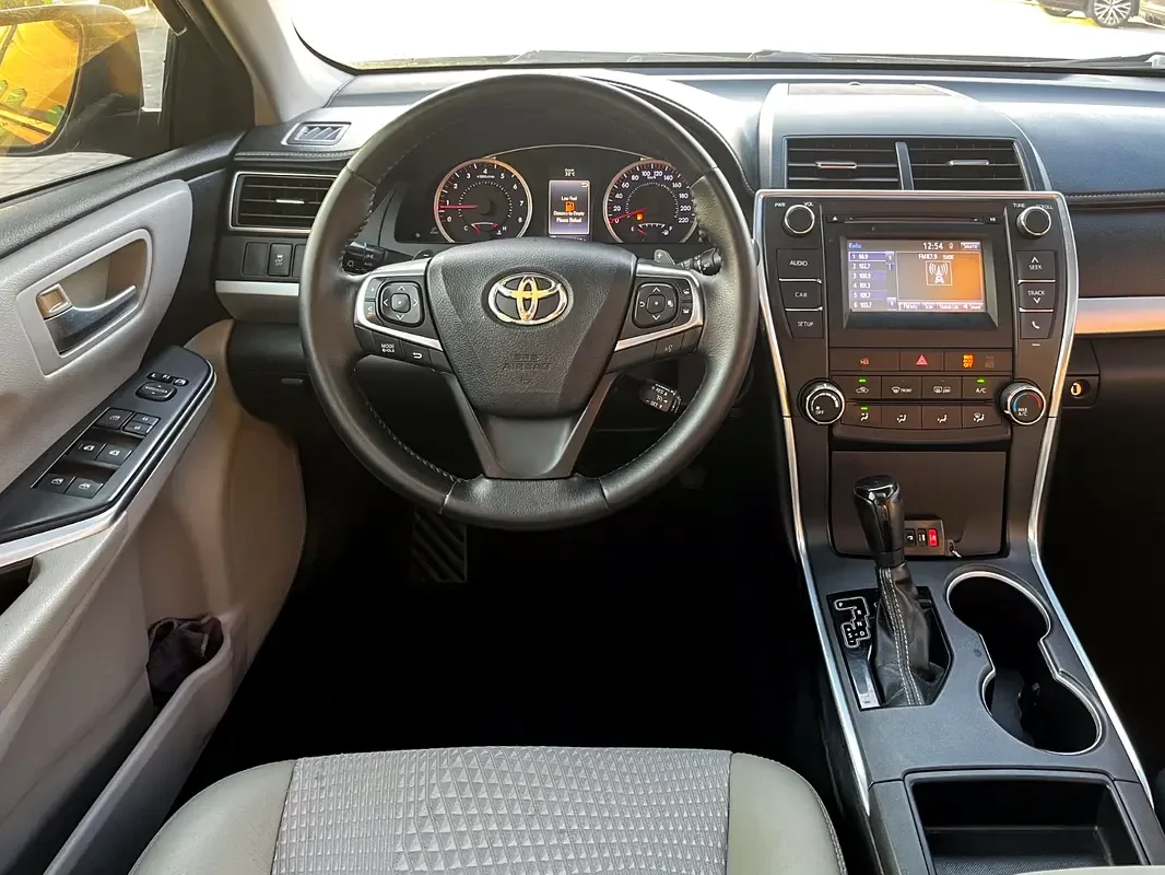 Toyota Camry 2.5 AT (181 حصان) - 15