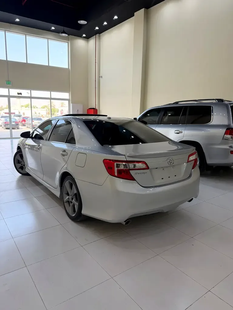 Toyota Camry 2.5 AT (181 hp) - 4