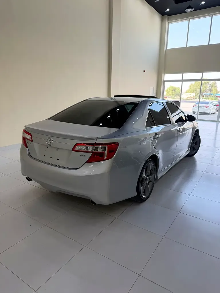 Toyota Camry 2.5 AT (181 hp) - 3