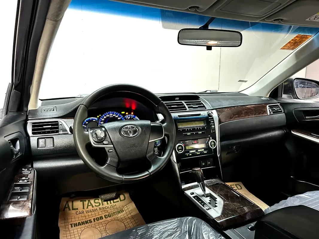 Toyota Camry 2.5 AT (181 hp) - 3