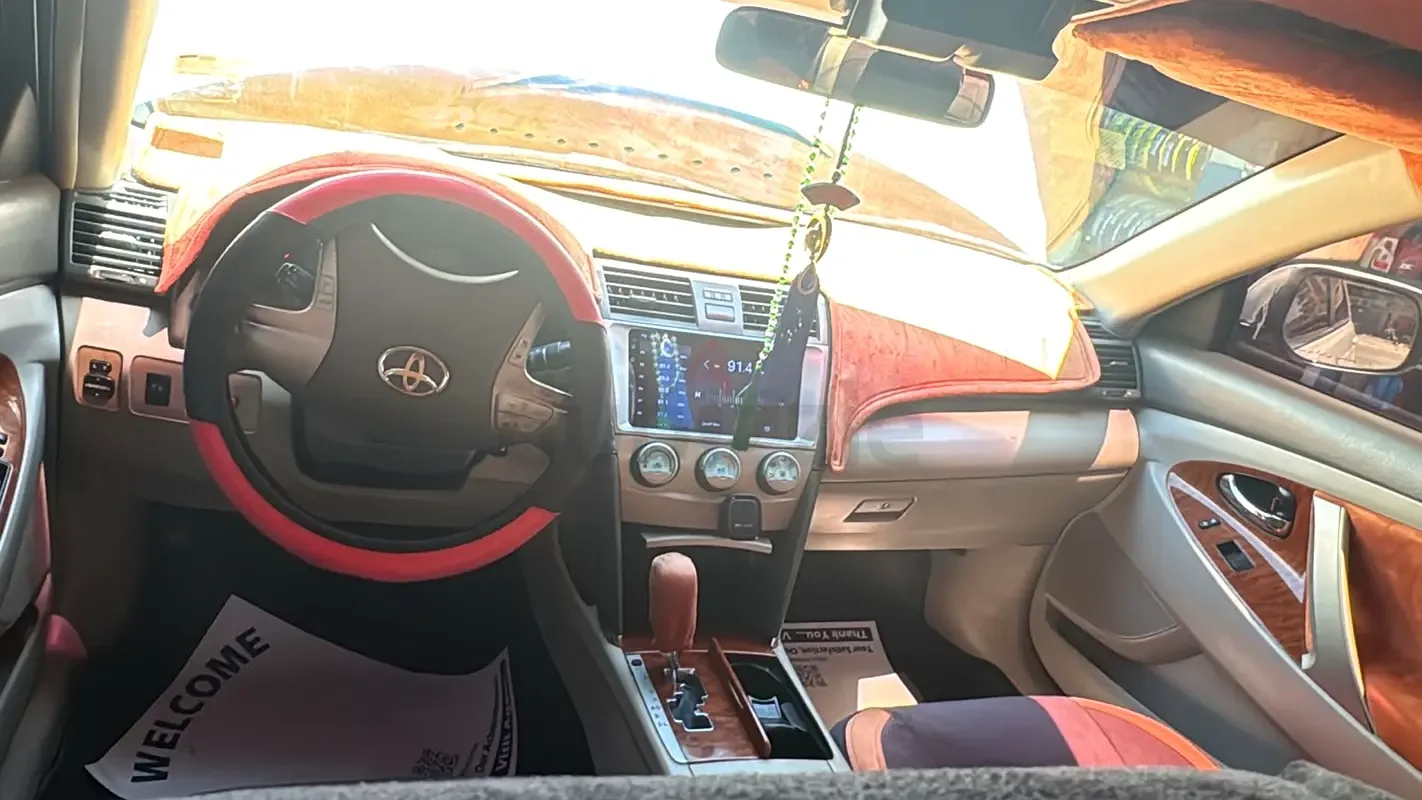 Toyota Camry 2.5 AT (181 hp) - 8