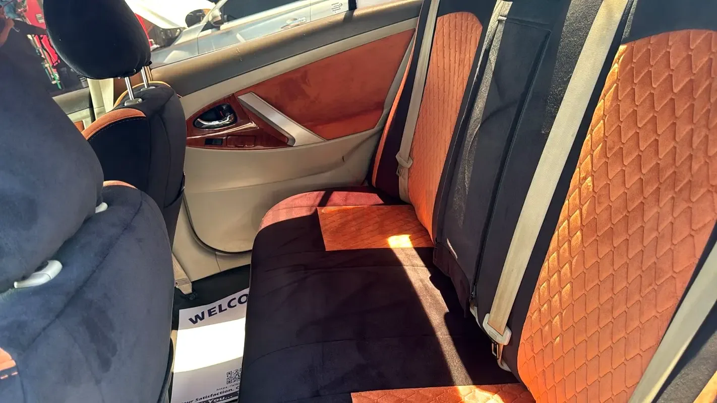 Toyota Camry 2.5 AT (181 hp) - 10