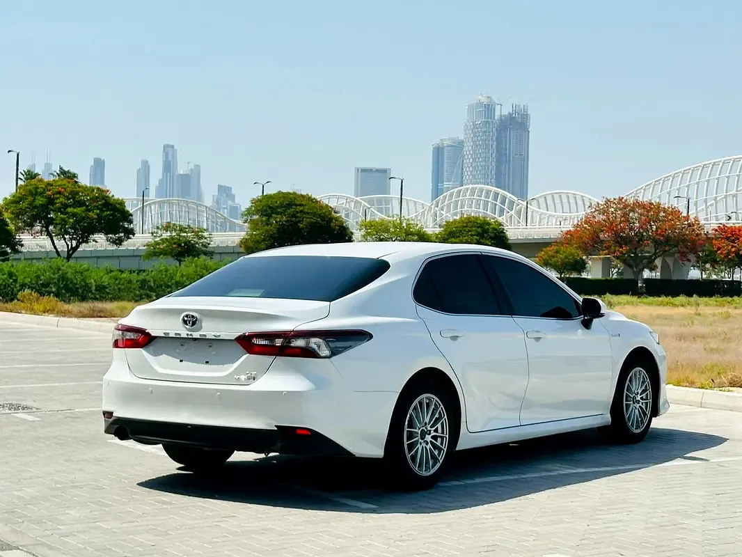Toyota Camry 2.5 AT (200 حصان) - 7
