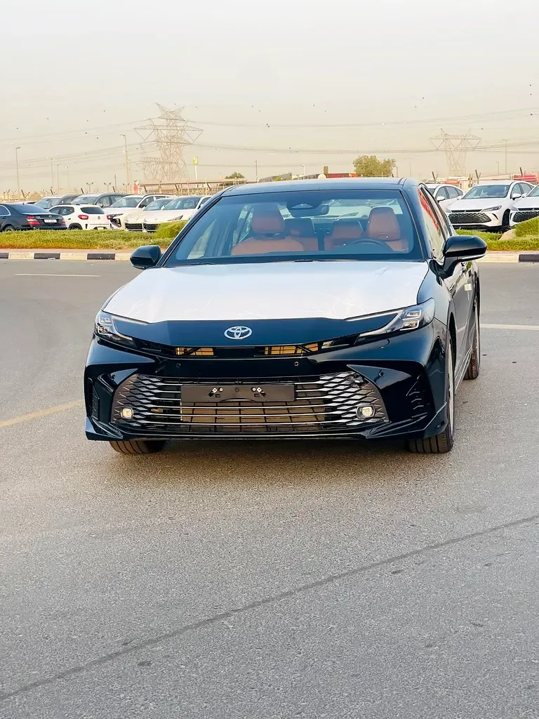 Toyota Camry 2.5 AT (204 hp) - 2