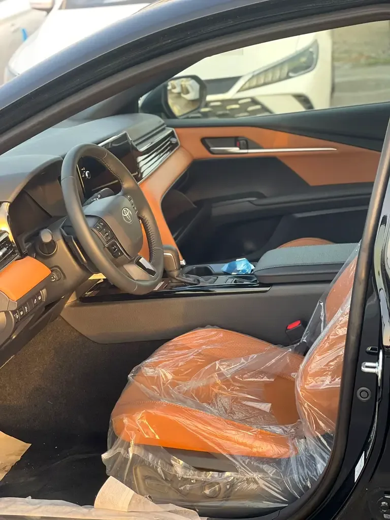Toyota Camry 2.5 AT (204 hp) - 4