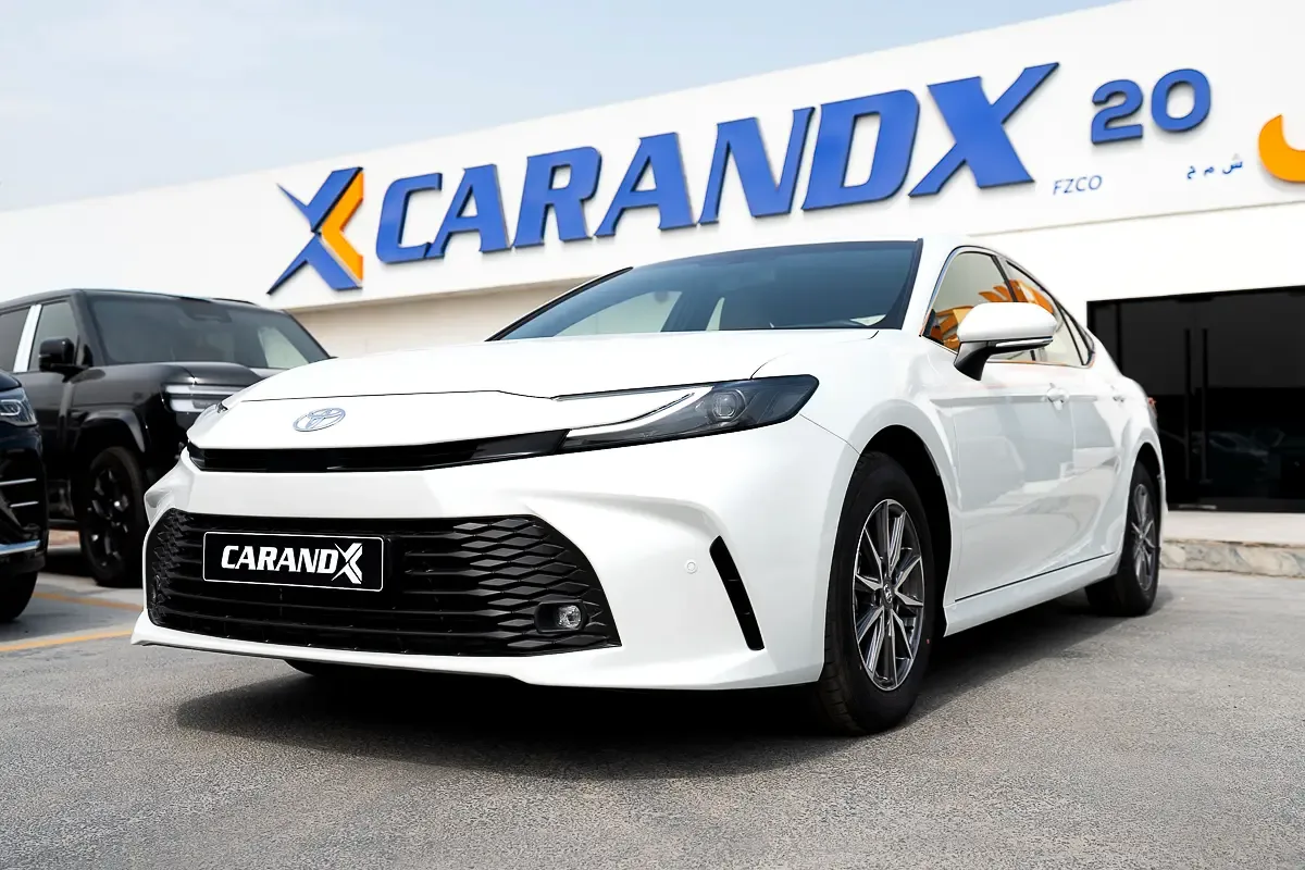 Toyota Camry 2.5 CVT (225 hp)