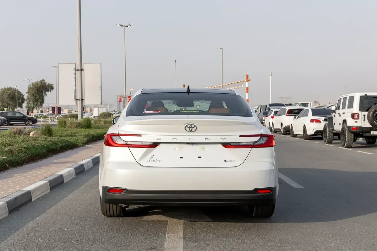 Toyota Camry 2.5 CVT (225 hp) - 5