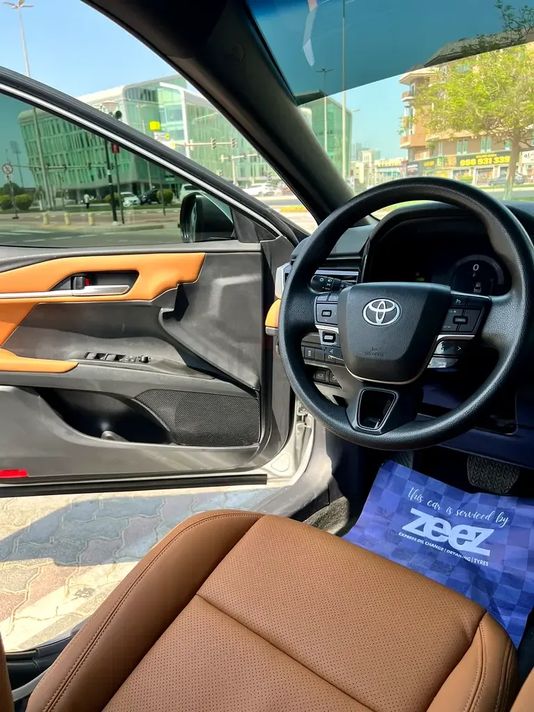 Toyota Camry 2.5 CVT (225 حصان) - 13
