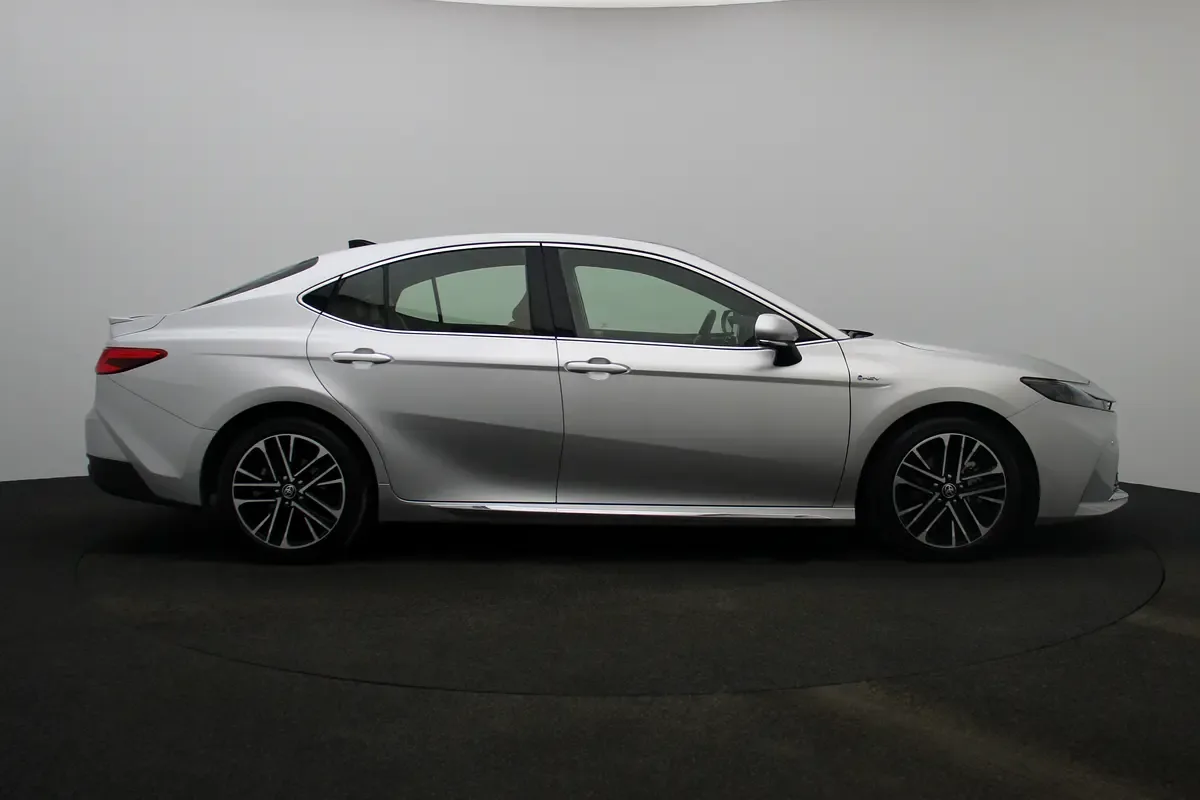 Toyota Camry 2.5 CVT (225 hp) - 4