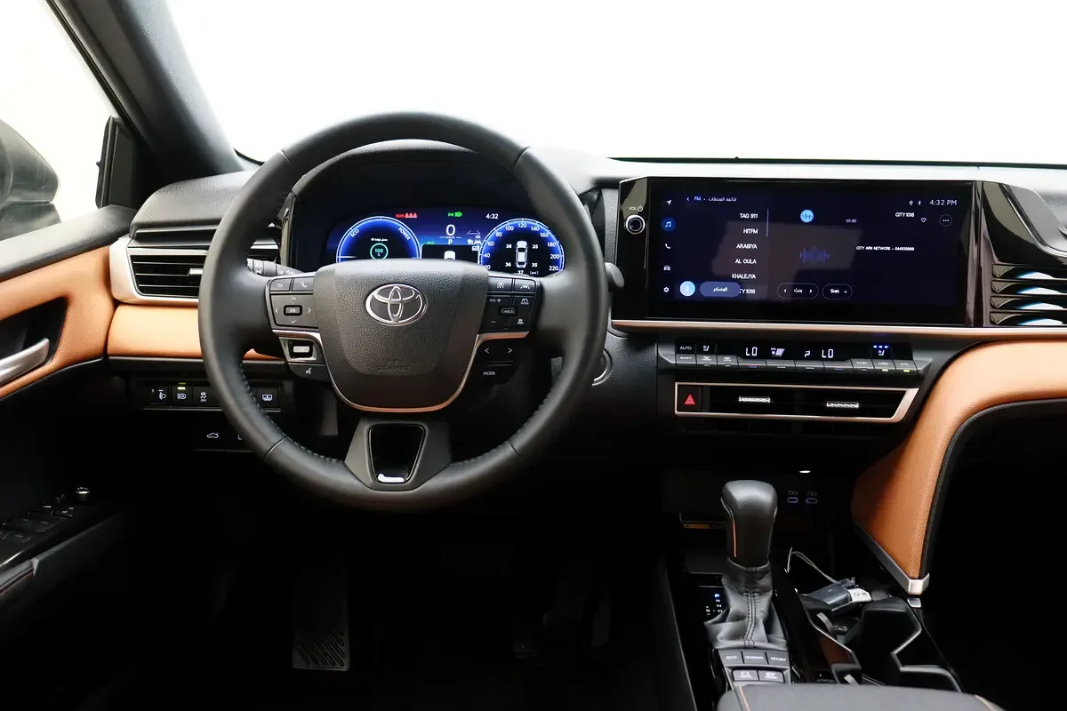 Toyota Camry 2.5 CVT (225 hp) - 10