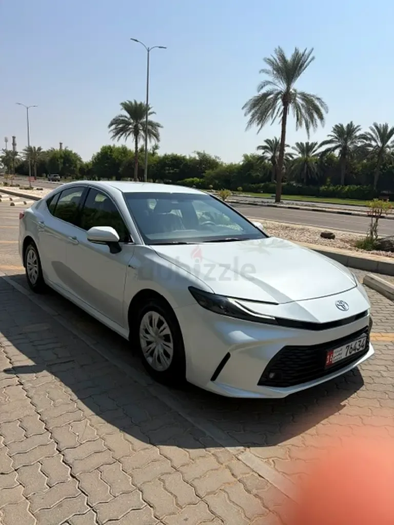 Toyota Camry 2.5 CVT (225 hp) - 3