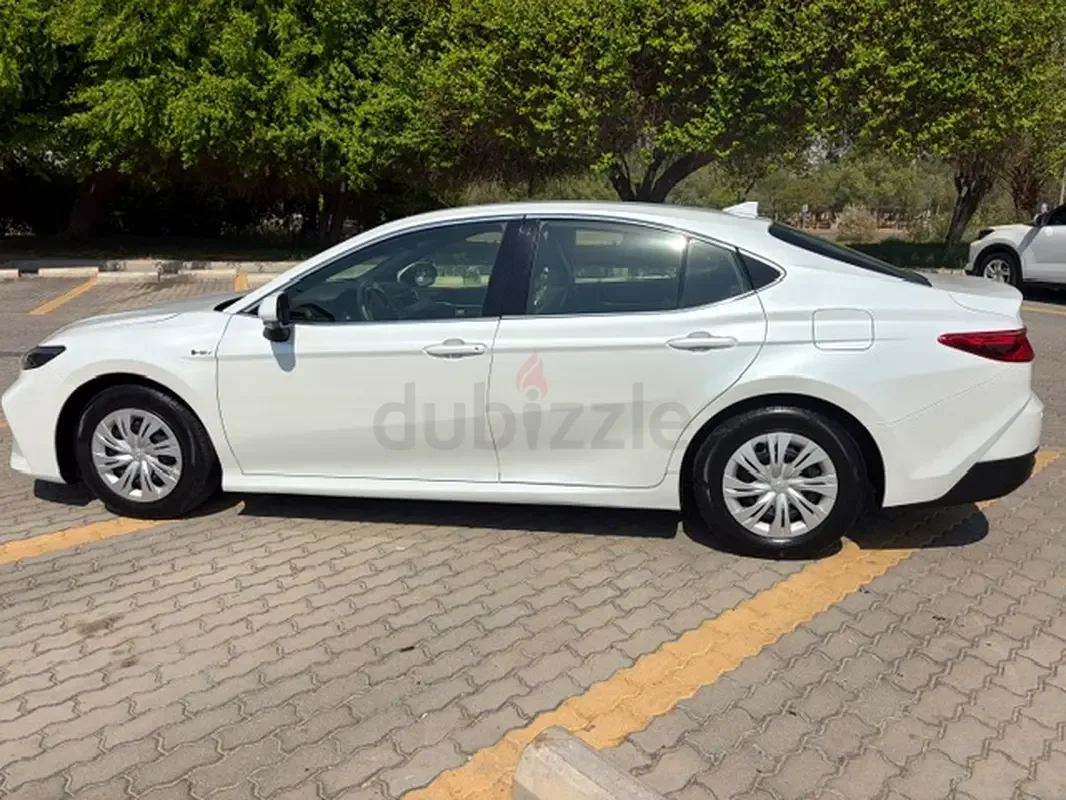 Toyota Camry 2.5 CVT (225 hp) - 8