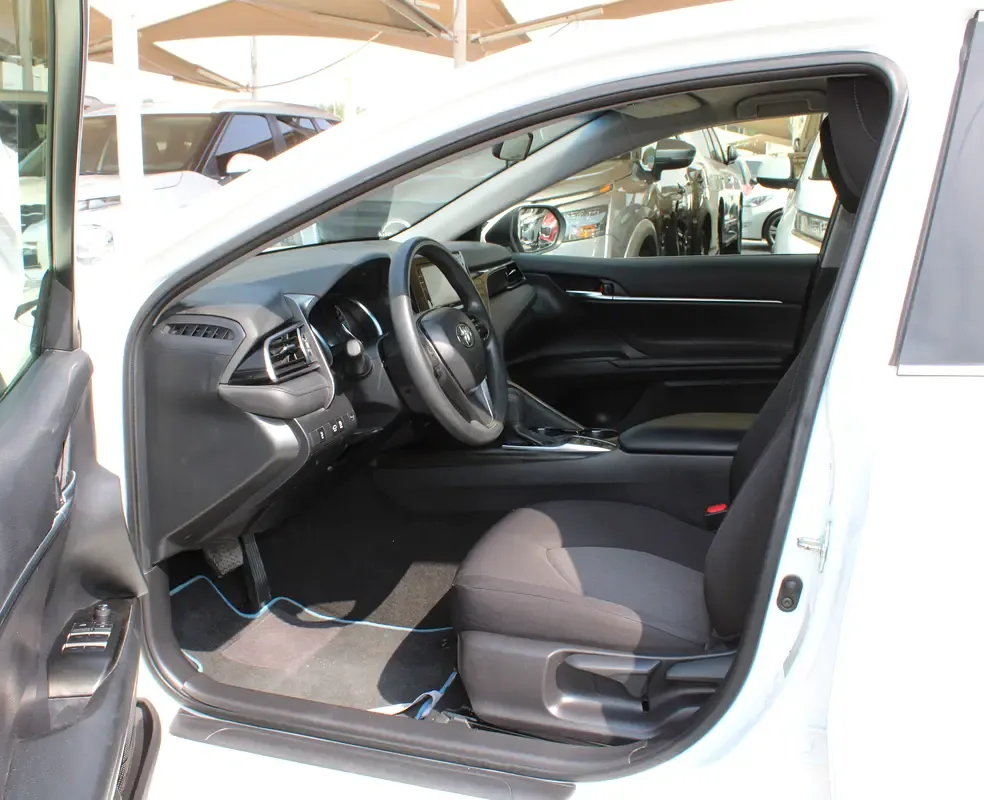 Toyota Camry 2.5 CVT 4WD (178 حصان) - 6