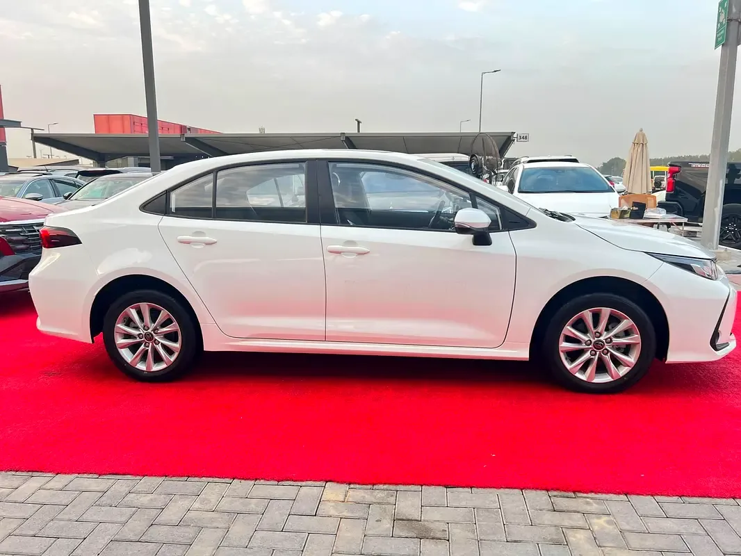 Toyota Corolla 1.2 CVT (116 حصان) - 2