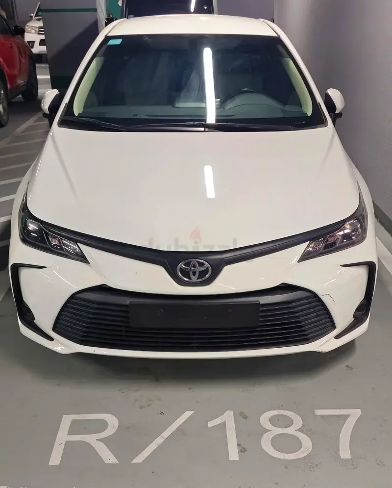 Toyota Corolla 1.6 (122 hp) CVT